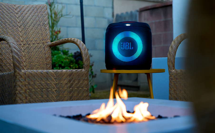 JBL Partybox Encore Essential 2, Altoparlante wireless Bluetooth per feste, 15 ore di riproduzione, spettacolo di luci dinamico, IPX4 resistente agli spruzzi, suono professionale con potenziamento del